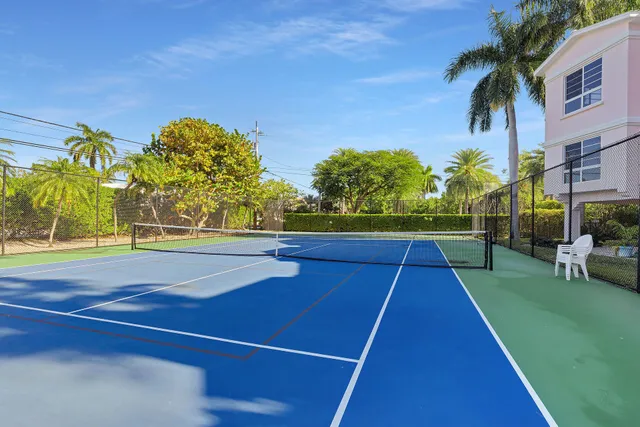 $589,000 | 117 Coco Plum Drive, Unit D 1, Marathon, FL 33050