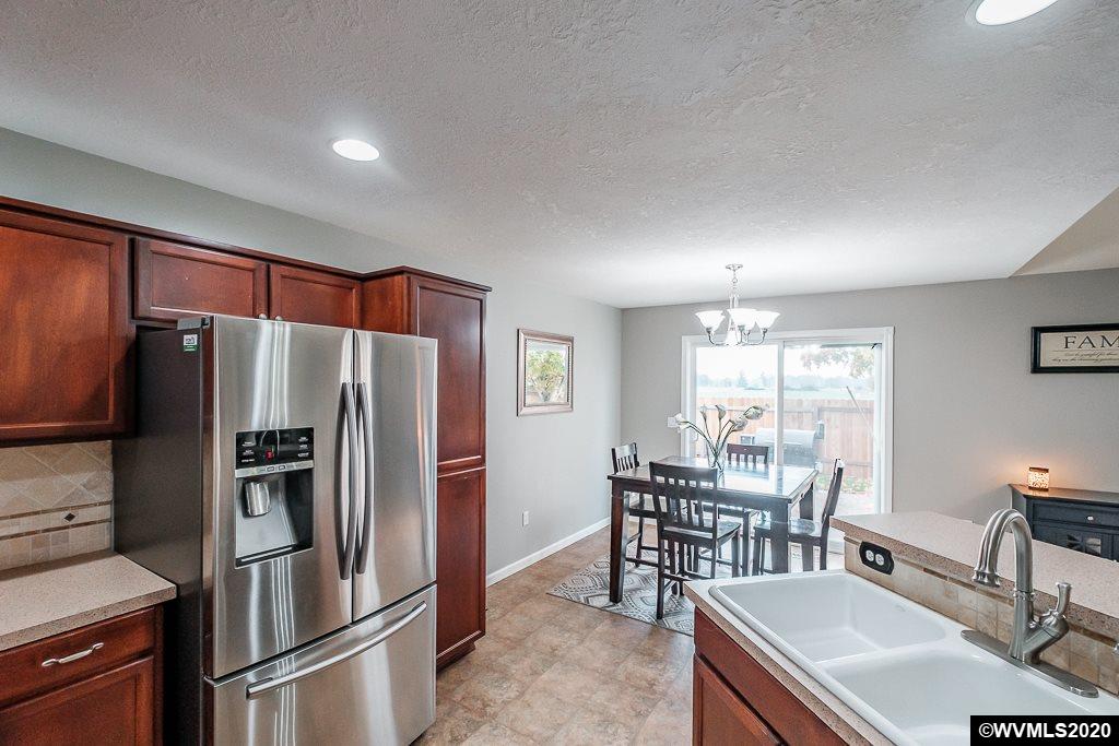 896 Filbert Street Jefferson, OR 97352 - Photo 10 of 29 Gallery Image 10