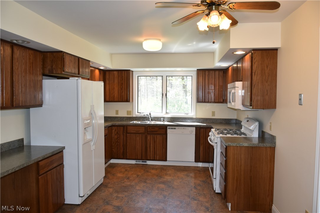 7019 Cascade Road Painesville, OH 44077 - Photo 6 of 34 Gallery Image 6