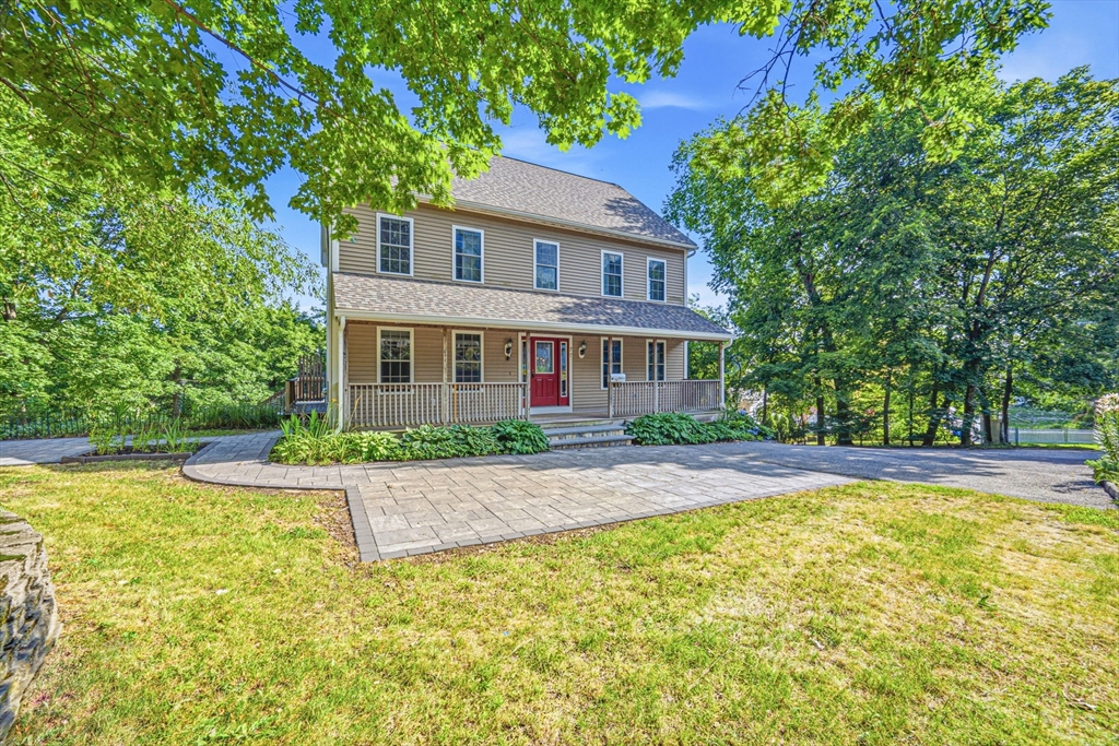 77 Thayer Road Braintree, MA 02184 - Photo 4 of 42