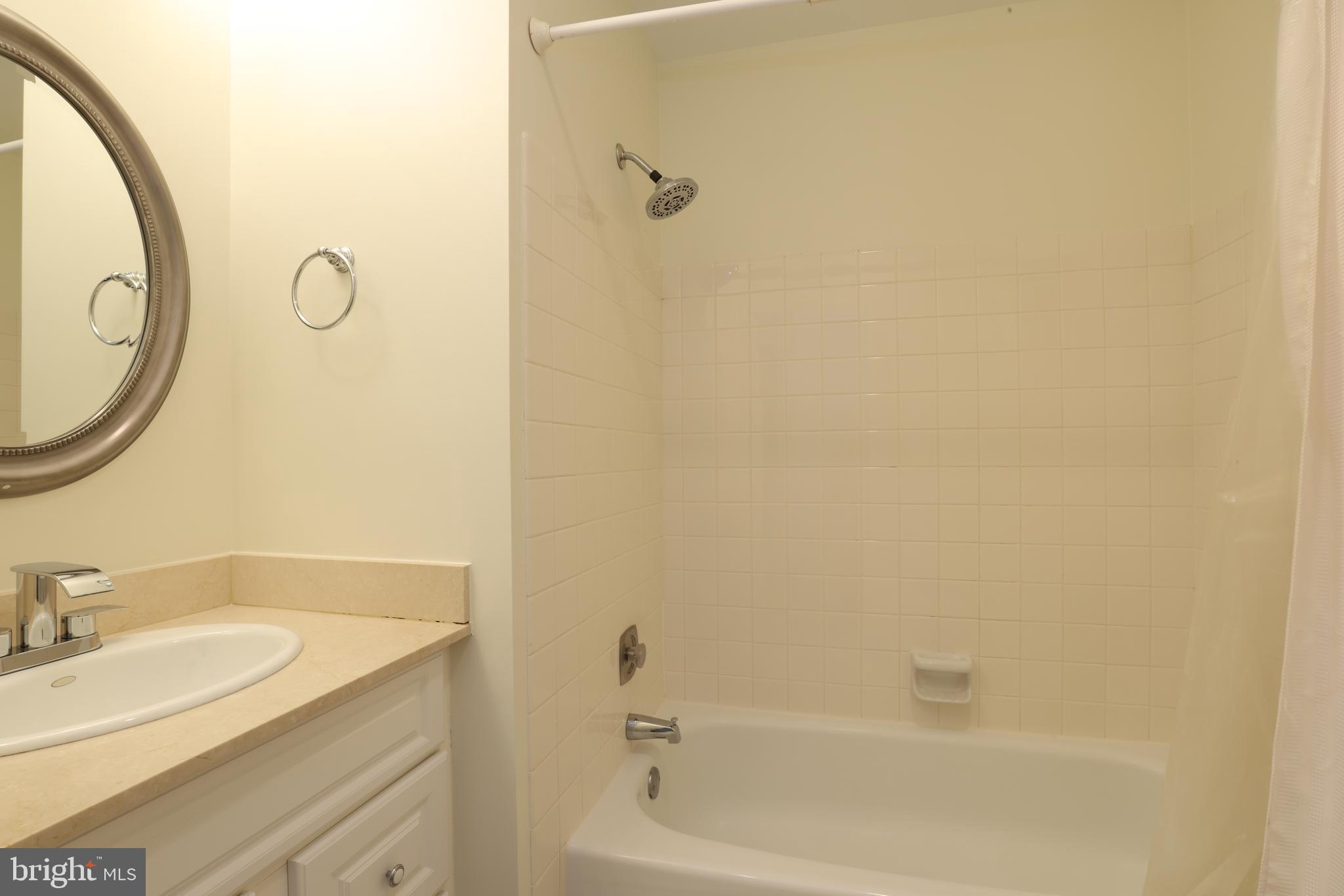 2184 Pond View Court Reston, VA 20191 - Photo 26 of 34