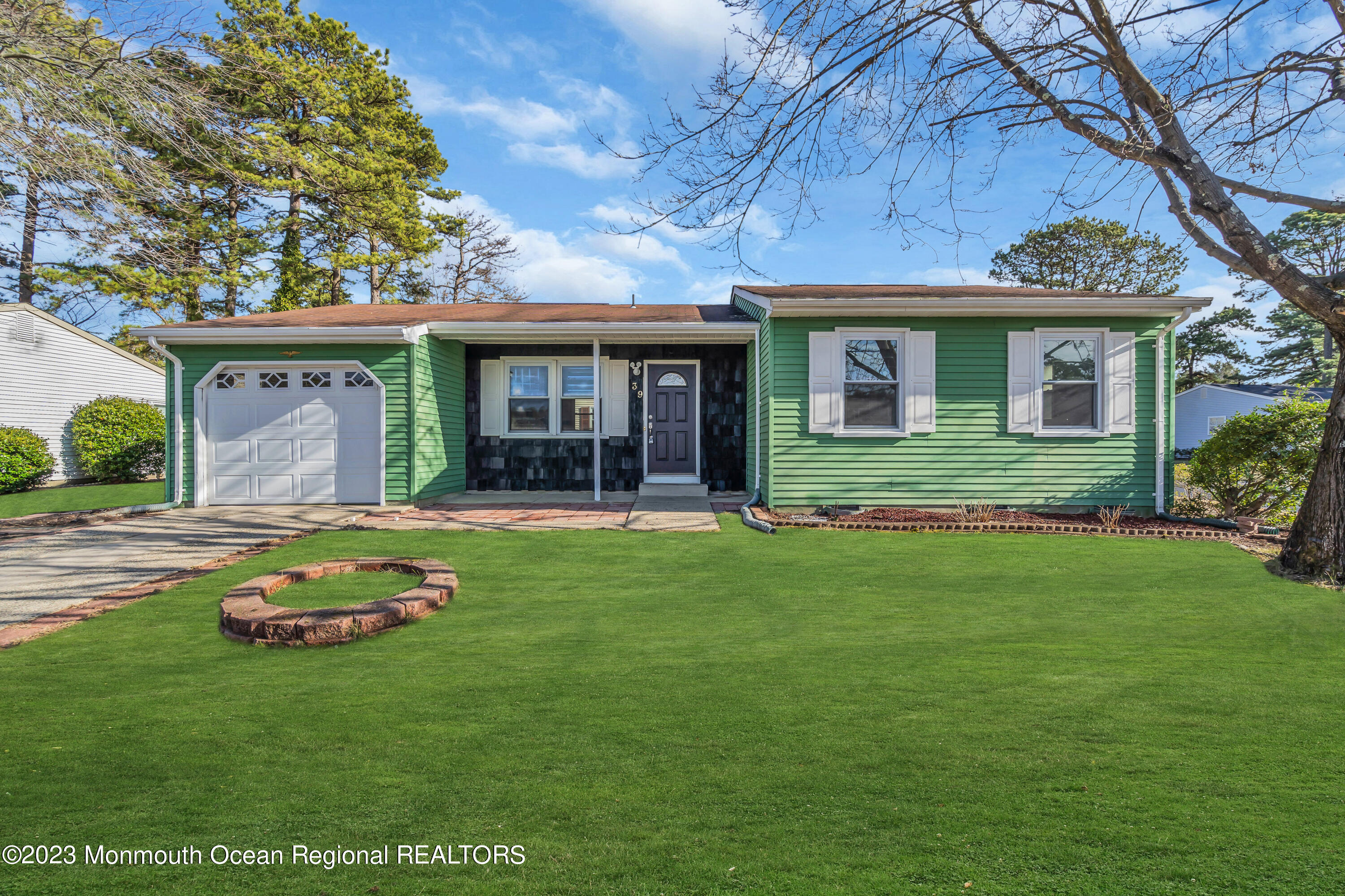 39 Hummingbird Lane Whiting, NJ 08759 - Photo 4 of 70 004_dsc07672-1