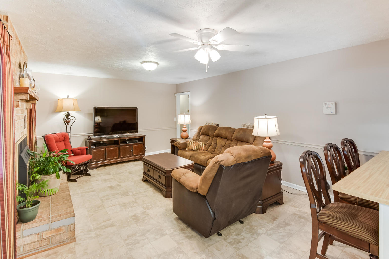591 Bicentennial Trail Rock Spring, GA 30739 - Photo 10 of 21 Family Room/Den