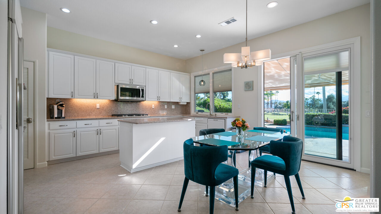 72 North Kavenish Drive Rancho Mirage, CA 92270 - Photo 5 of 73