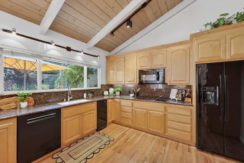 $1,999,000 | 121 Greenbrier Drive, Aptos, CA 95003