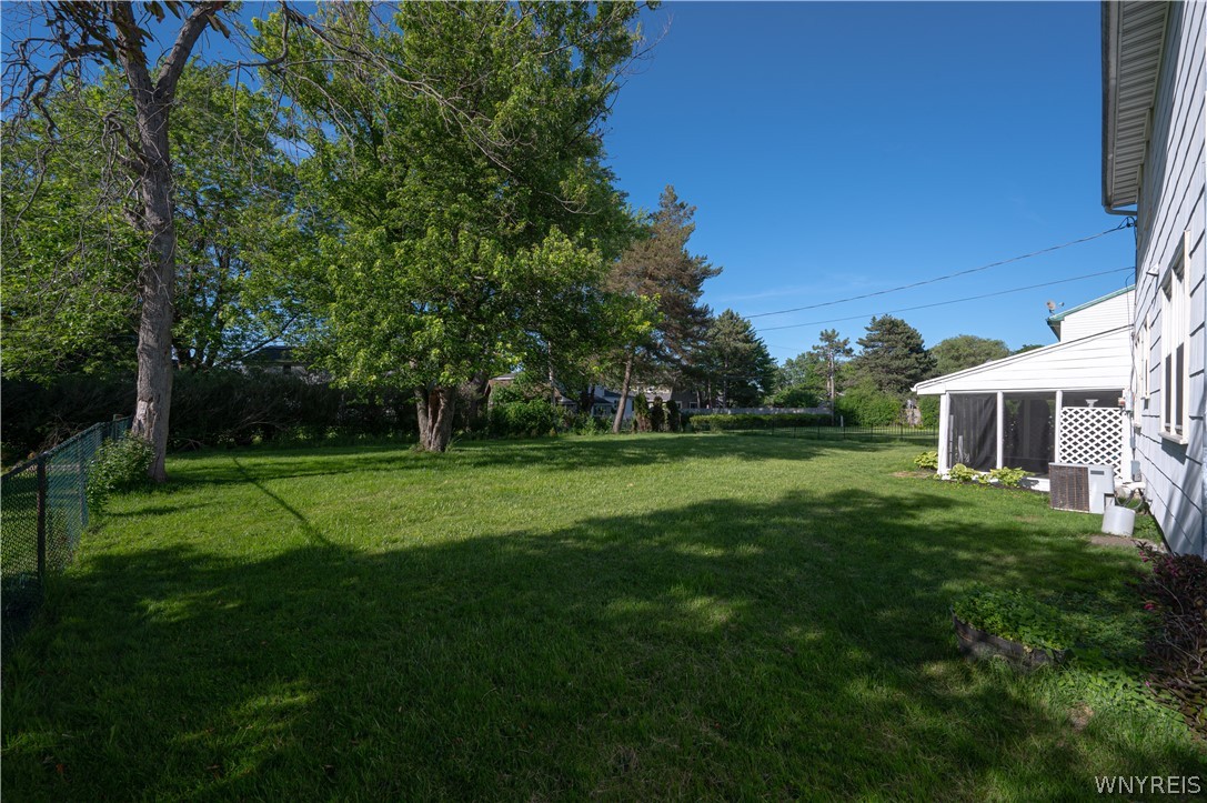 1042 Maple Road Amherst, NY 14221 - Photo 35 of 38