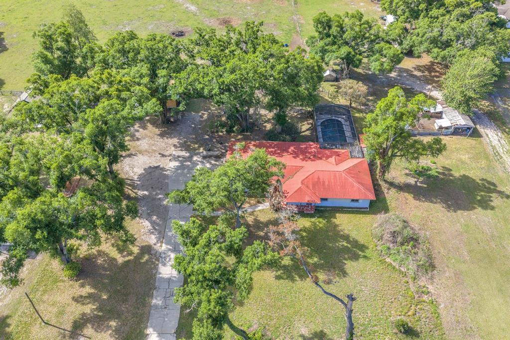 4711 West Sam Allen Road Plant City, FL 33565 - Photo 9 of 17 Gallery Image 9