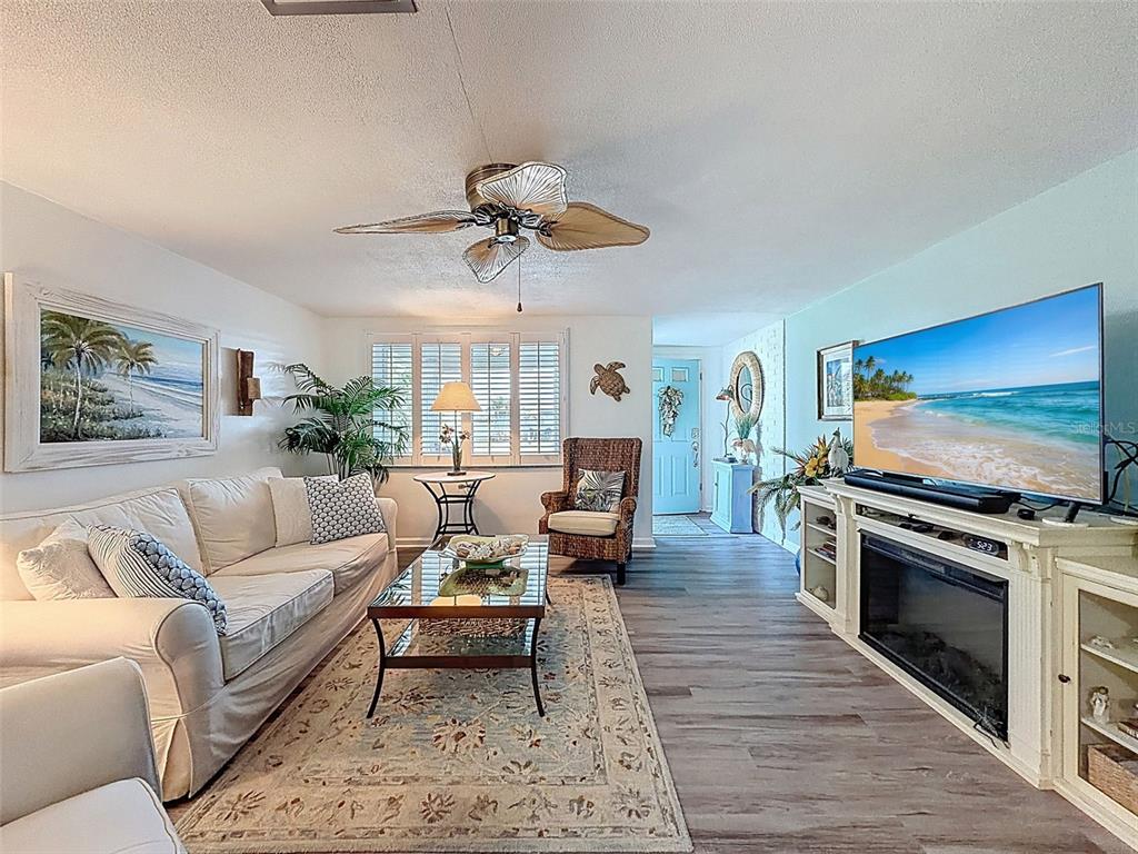 6521 Leeside Isle Hudson, FL 34667 - Photo 7 of 59