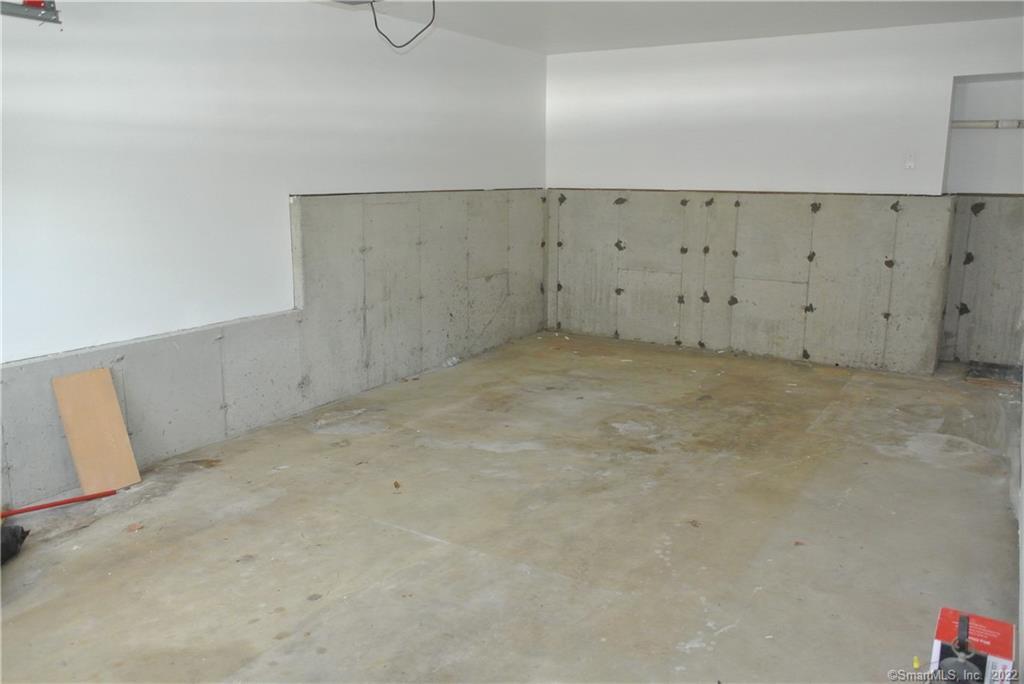 1260 Cutspring Road, Unit 1260 Stratford, CT 06614 - Photo 27 of 28