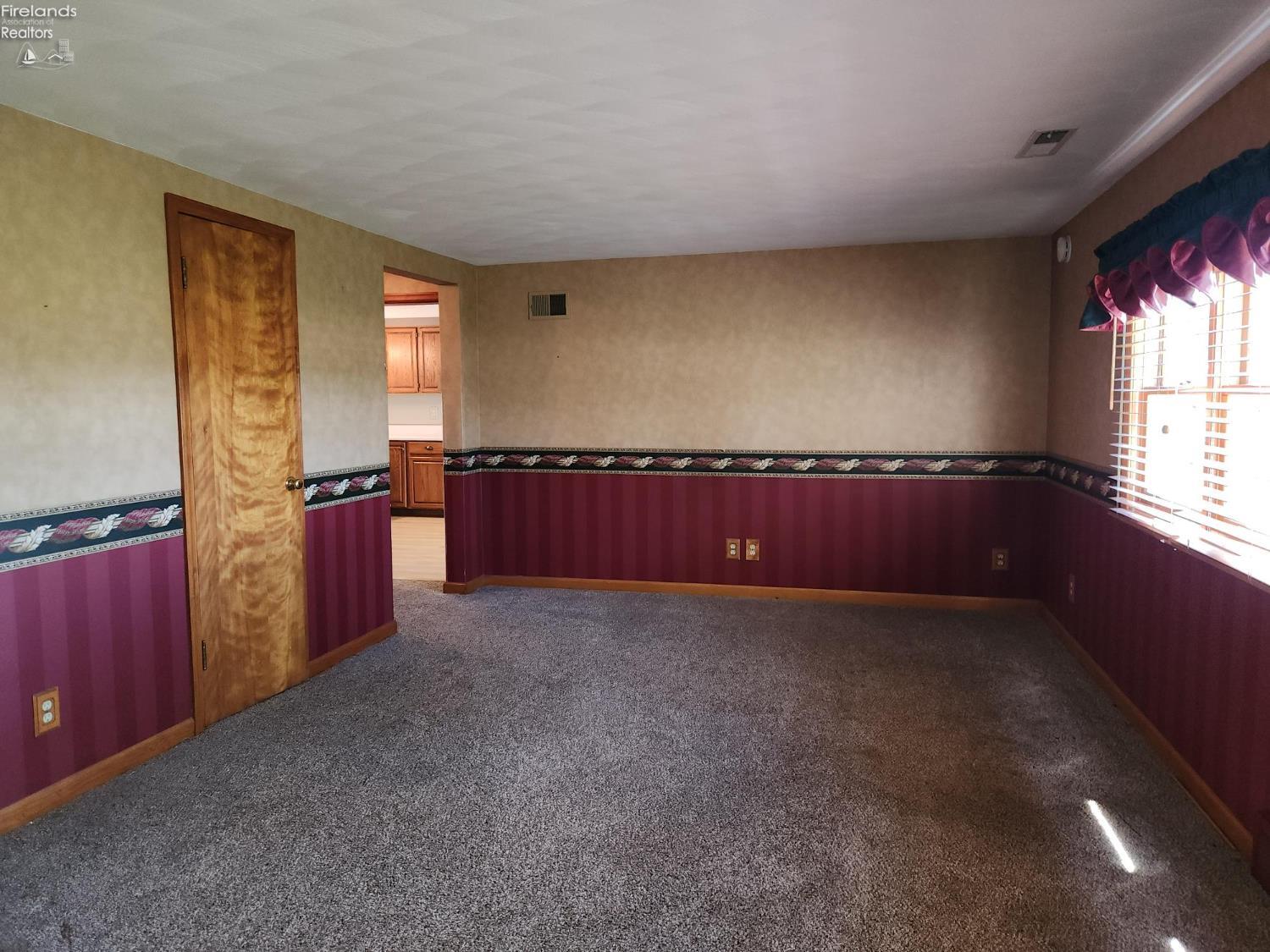 1300 Castalia Road Fremont, OH 43420 - Photo 12 of 47 Gallery Image 12