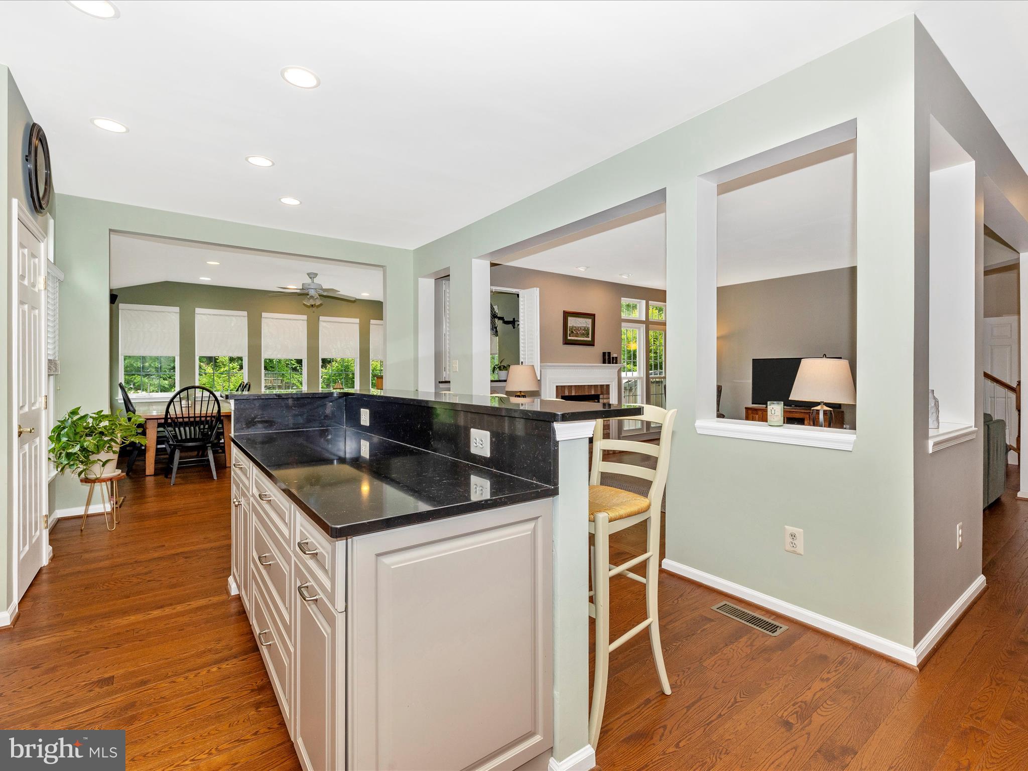 6470 Saddlebrook Lane Frederick, MD 21701 - Photo 18 of 74 Kitchen