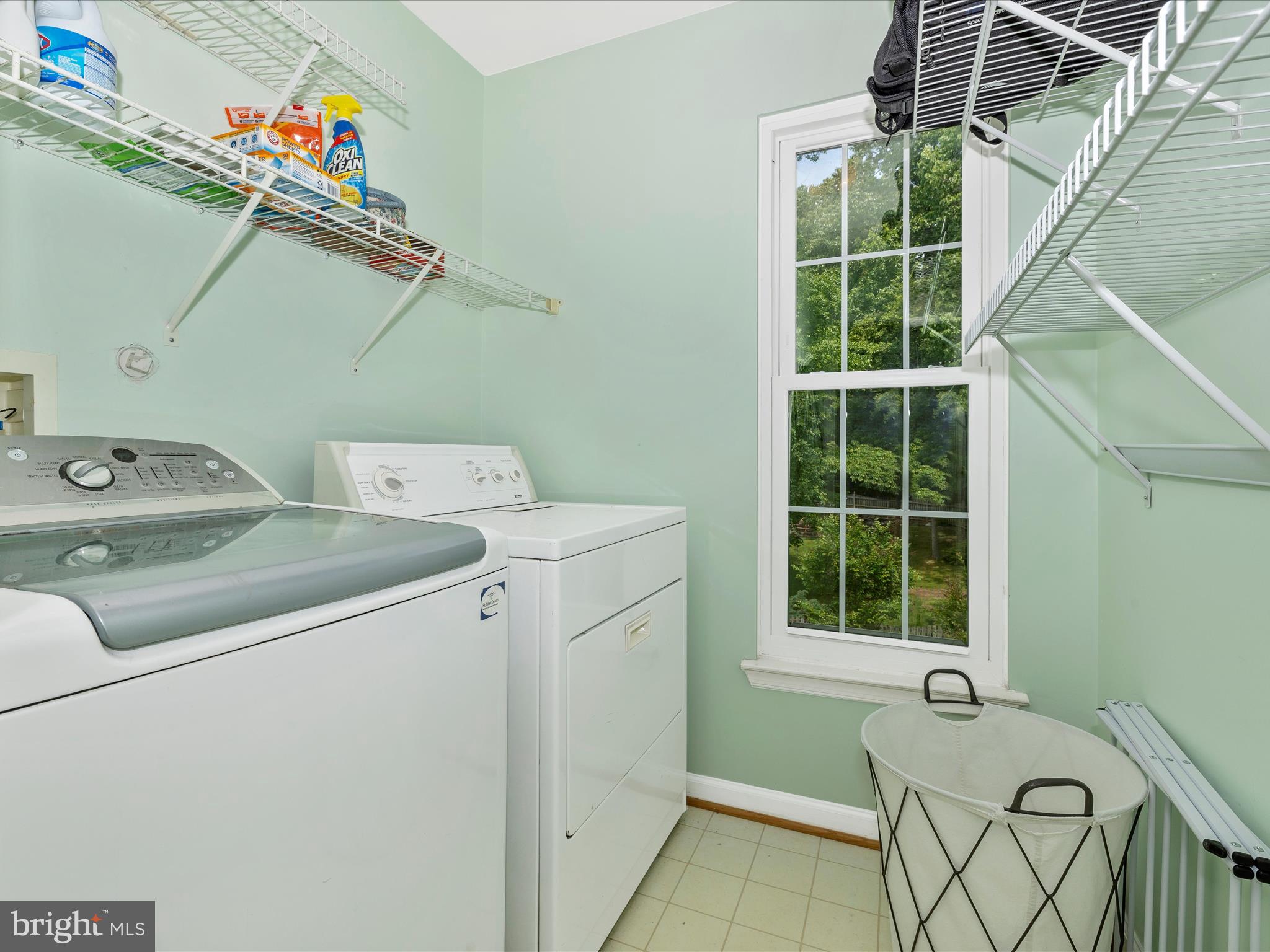 6470 Saddlebrook Lane Frederick, MD 21701 - Photo 25 of 74 a utility room with dryer and washer