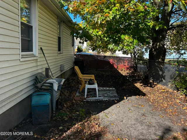 $469,000 | 210 Ocean Avenue, North Middletown, NJ 07748