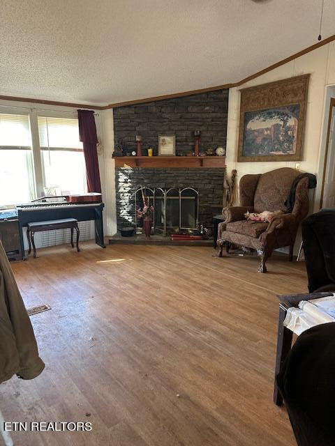 200 Setterberg Road Philadelphia, TN 37846 - Photo 3 of 11 Living Rm