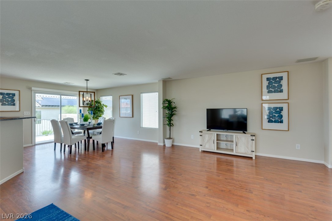 304 Windsor Ridge Avenue Las Vegas, NV 89183 - Photo 11 of 38