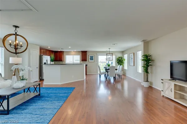 $2,395 | 304 Windsor Ridge Avenue, Las Vegas, NV 89183