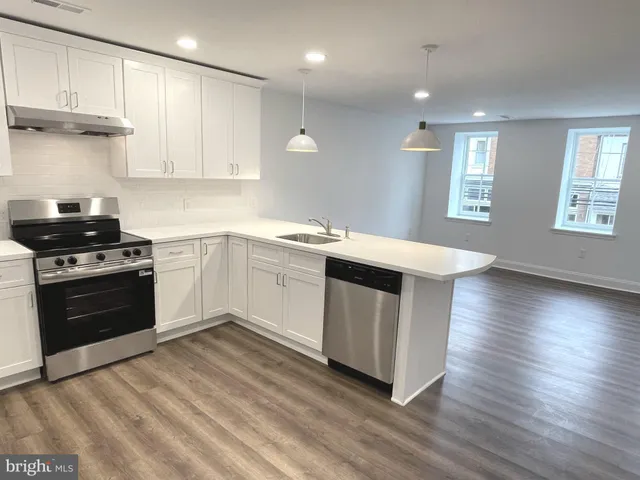 $2,250 | 26 South State Street, Unit 2A, Newtown, PA 18940