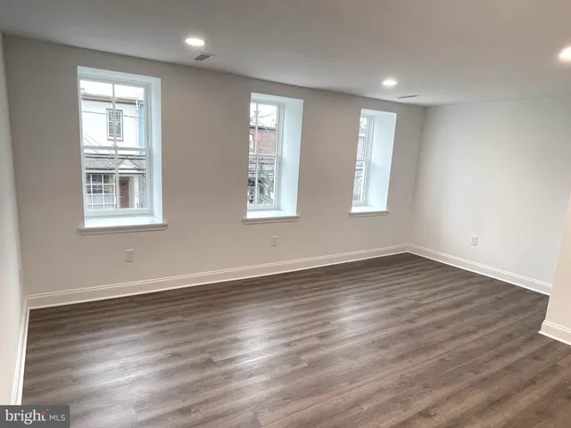 $2,250 | 26 South State Street, Unit 2A, Newtown, PA 18940