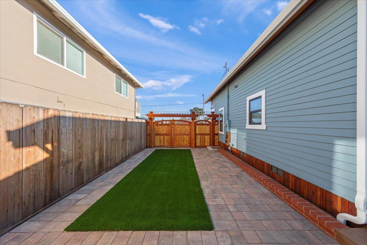 272 Clay Street Monterey, CA 93940 - Photo 39 of 43