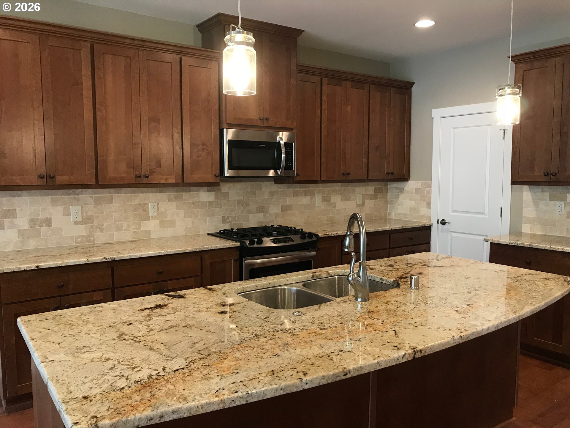 4237 Northwest Sage Loop Camas, WA 98607 - Photo 4 of 18