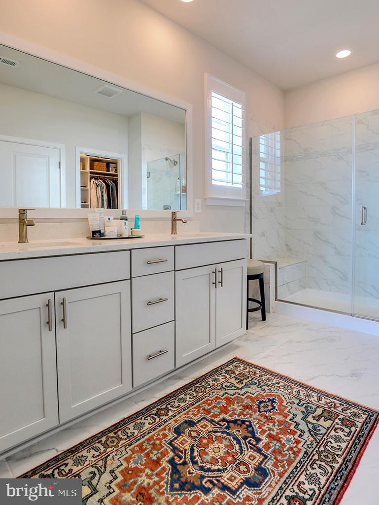 29298 Baker Island Road Lewes, DE 19958 - Photo 22 of 95 Primary Bath