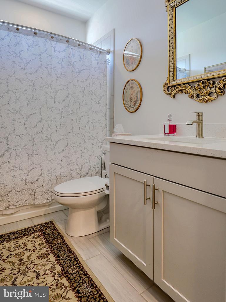 29298 Baker Island Road Lewes, DE 19958 - Photo 27 of 95 Guest bath