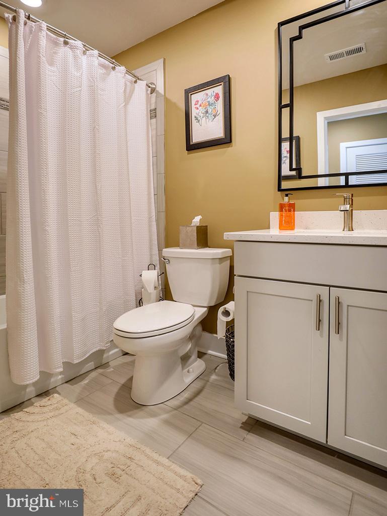 29298 Baker Island Road Lewes, DE 19958 - Photo 28 of 95 Guest full bath