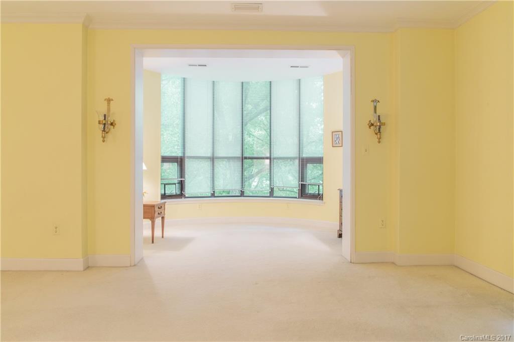 934 Cherokee Road, Unit E3 Charlotte, NC 28207 - Photo 8 of 24 Gallery Image 8