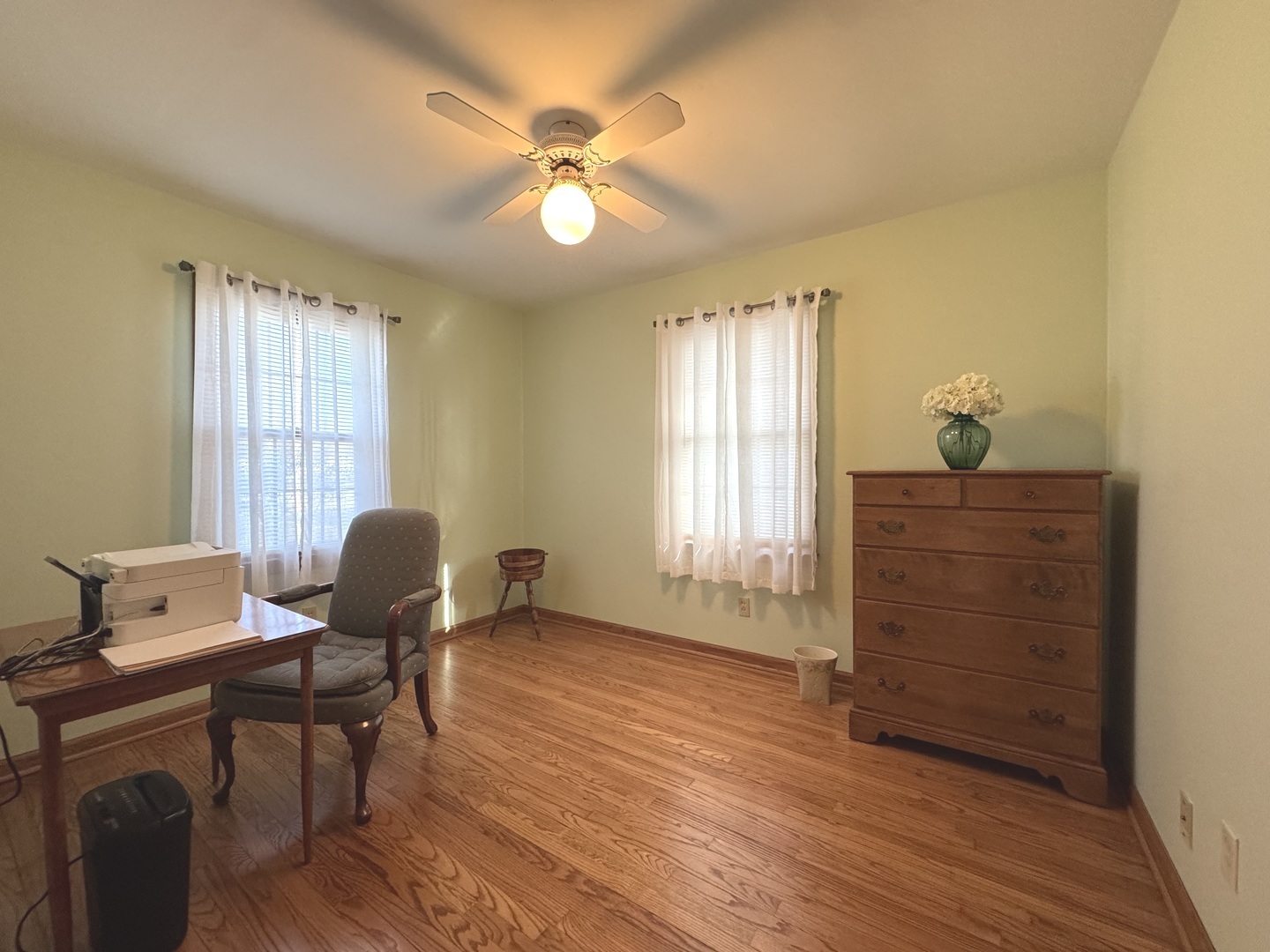 13 Erin Lane Kankakee, IL 60901 - Photo 15 of 34 a workspace with wooden floor and windows