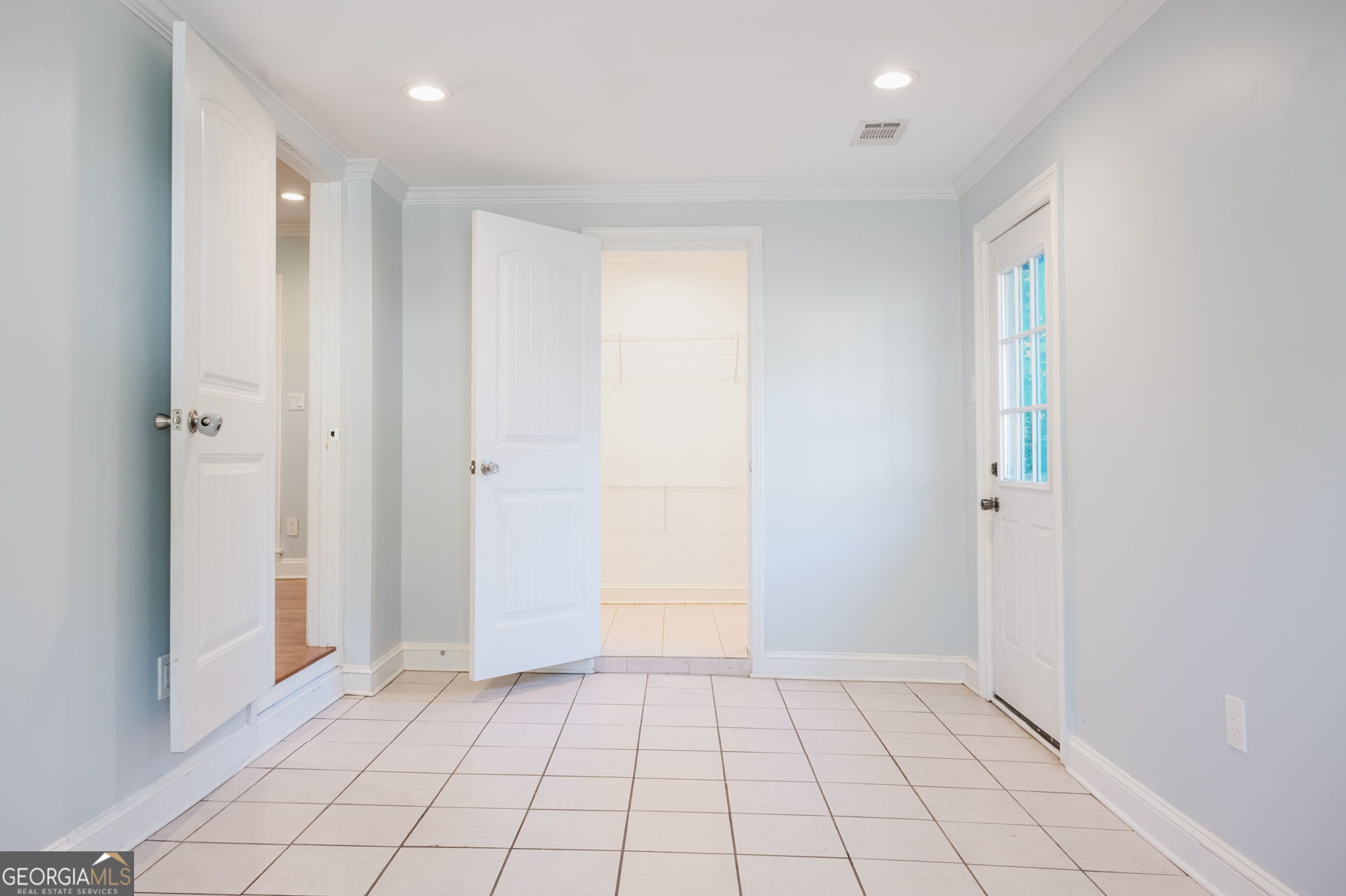 893 Slash Pine Road Forest Park, GA 30297 - Photo 29 of 38 a view of an empty room
