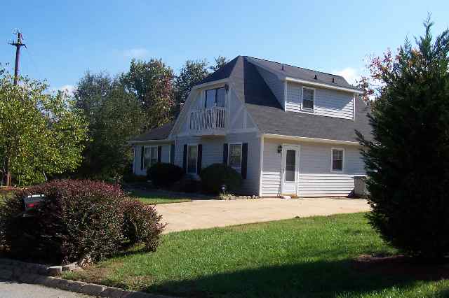 604 Brookmere Road Simpsonville, SC 29681 - Photo 14 of 17 Gallery Image 14