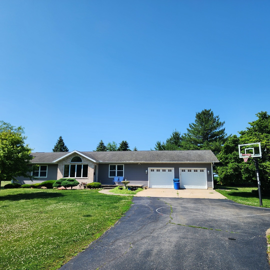 1932 North 2653rd Road Ottawa, IL 61350 - Photo 1 of 1