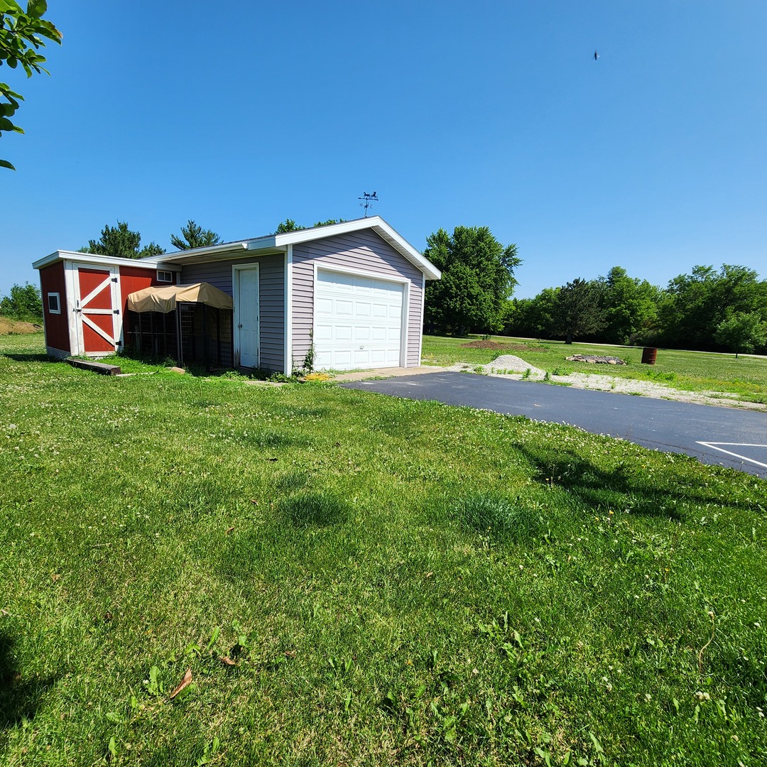 1932 North 2653rd Road Ottawa, IL 61350 - Photo 17 of 18