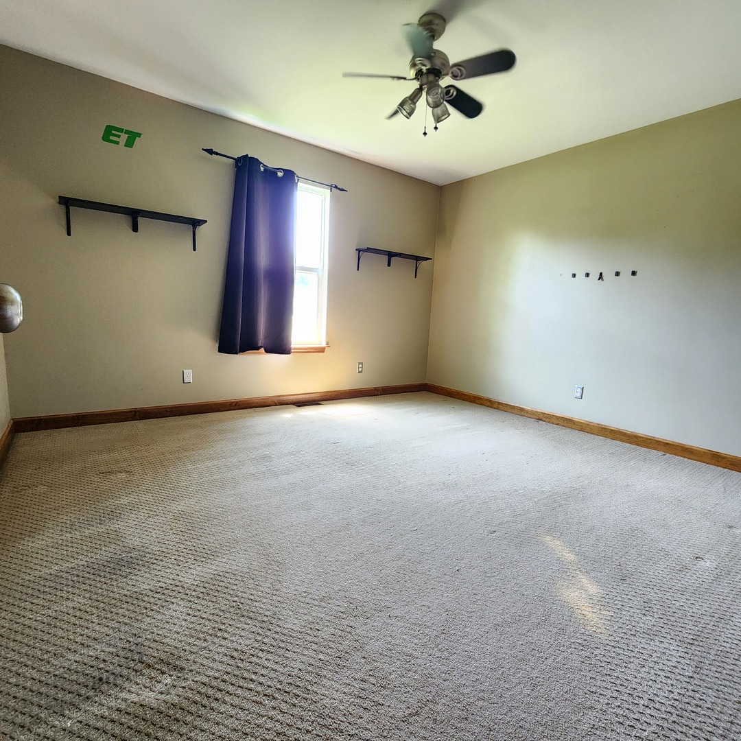 1932 North 2653rd Road Ottawa, IL 61350 - Photo 9 of 18