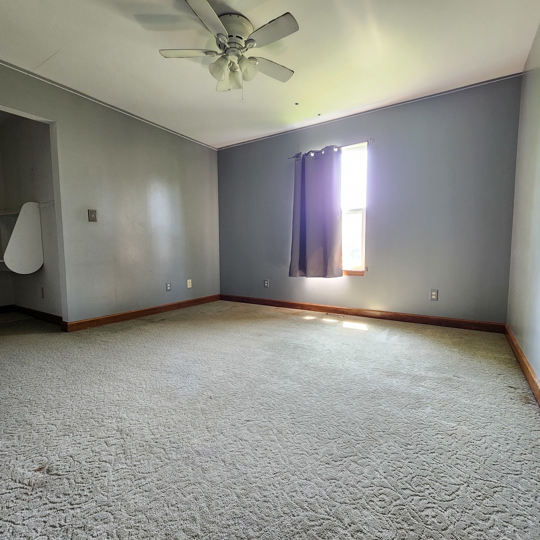 1932 North 2653rd Road Ottawa, IL 61350 - Photo 10 of 18