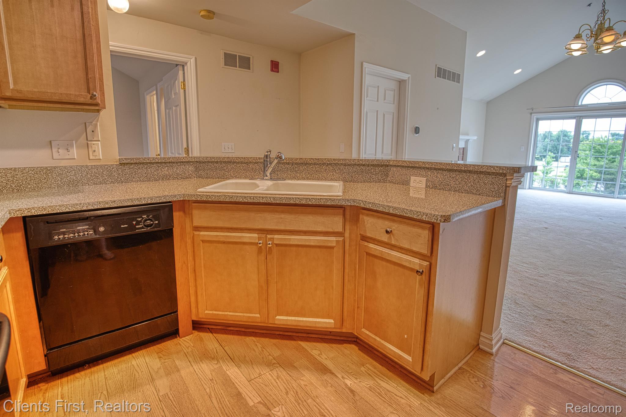 45473 North Stonewood Road Canton, MI 48187 - Photo 22 of 50 Gallery Image 22
