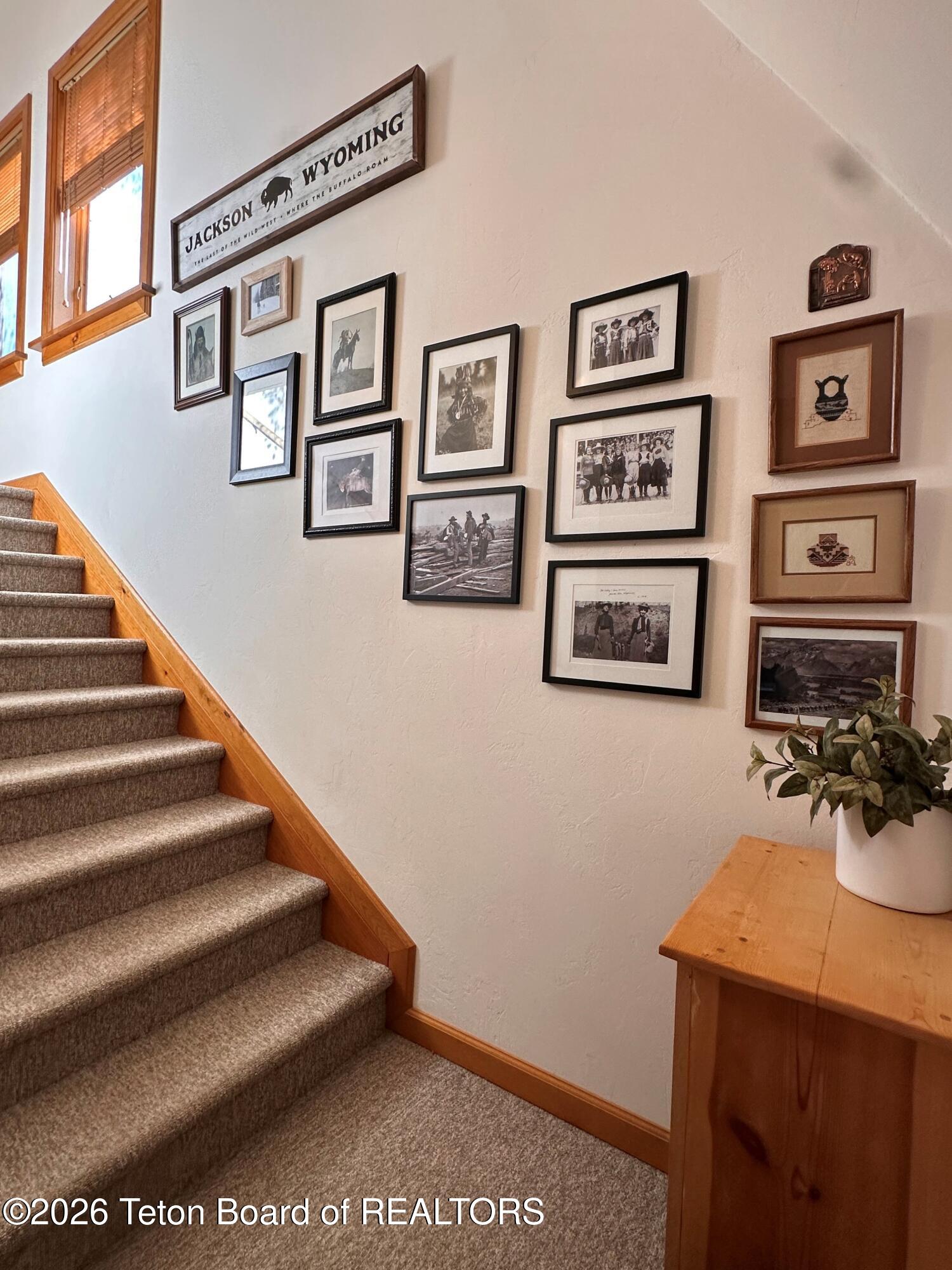 2800 Phlox Road Wilson, WY 83014 - Photo 25 of 30 GUEST Apartment entrance