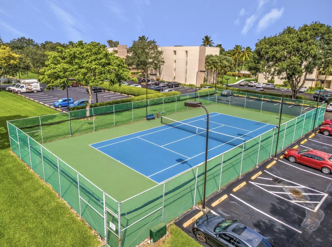 5851 Camino Del Sol, Unit 203 Boca Raton, FL 33433 - Photo 22 of 30 TENNIS