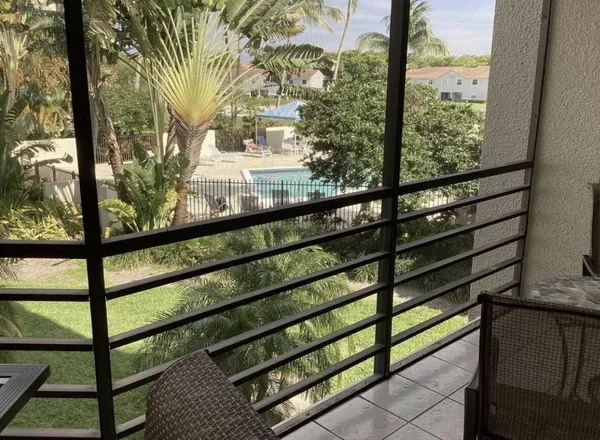 $2,850 | 5851 Camino Del Sol, Unit 203, Boca Raton, FL 33433