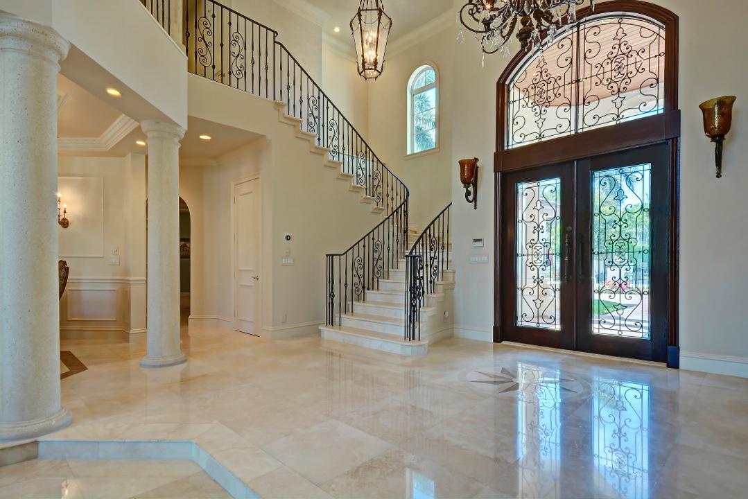 239 West Key Palm Road Boca Raton, FL 33432 - Photo 8 of 20 Foyer