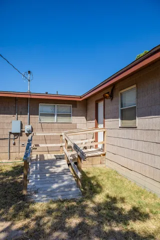 $185,000 | 1111 Apache Drive, McCamey, TX 79752