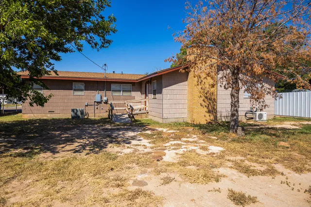 $185,000 | 1111 Apache Drive, McCamey, TX 79752