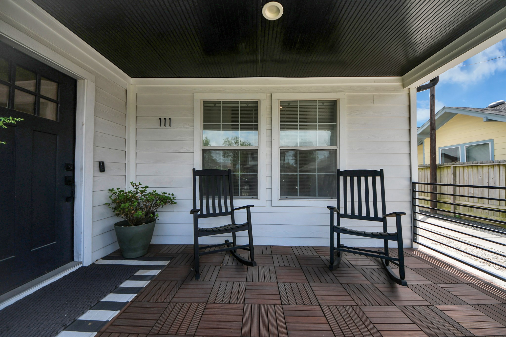 111 Jenkins Street Houston, TX 77003 - Photo 2 of 24 a view of a house with a porch