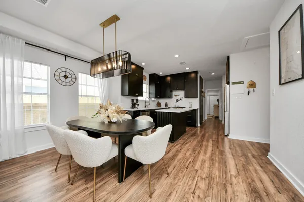 $2,300 | 111 Jenkins Street, Houston, TX 77003