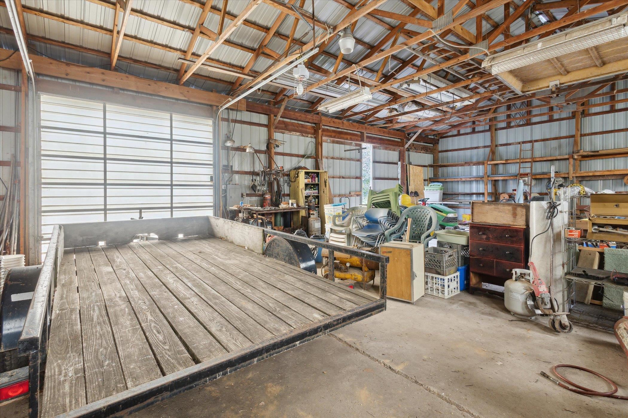 15010 South Grove Road Lansing, MI 48906 - Photo 34 of 45