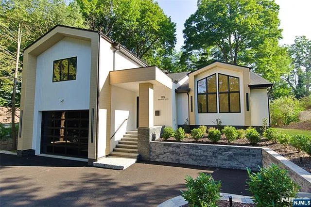 $1,799,000 | 99 Old Hook Road, Closter, NJ 07624