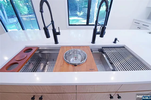 $1,799,000 | 99 Old Hook Road, Closter, NJ 07624