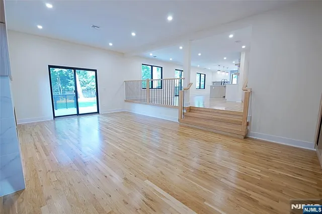 $1,799,000 | 99 Old Hook Road, Closter, NJ 07624