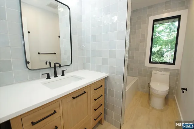 $1,799,000 | 99 Old Hook Road, Closter, NJ 07624