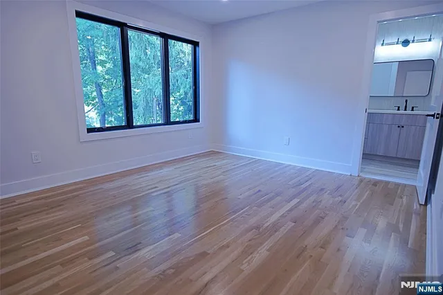 $1,799,000 | 99 Old Hook Road, Closter, NJ 07624